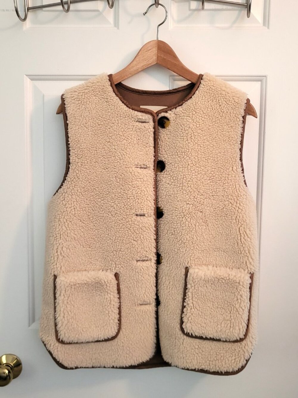 Boden Borg Button Gilet - Size 2 - Picture 2 of 6